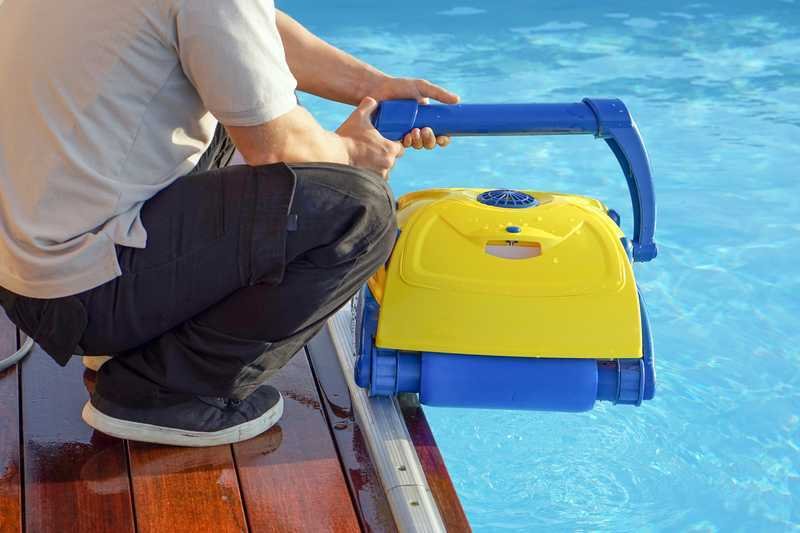 choix robot de piscine